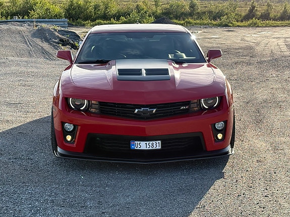 Chevrolet Camaro 2 of 30