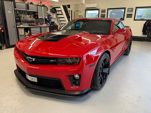 Chevrolet Camaro 24 of 30