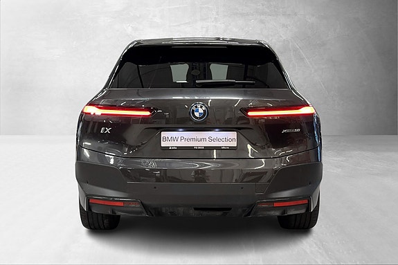 BMW iX 3 of 5