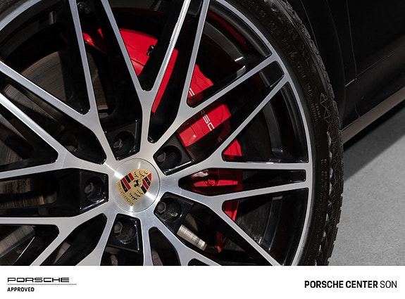 Porsche Cayenne Coupe 9 of 30