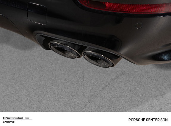 Porsche Cayenne Coupe 16 of 30