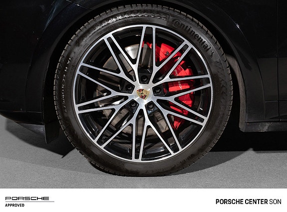 Porsche Cayenne Coupe 21 of 30
