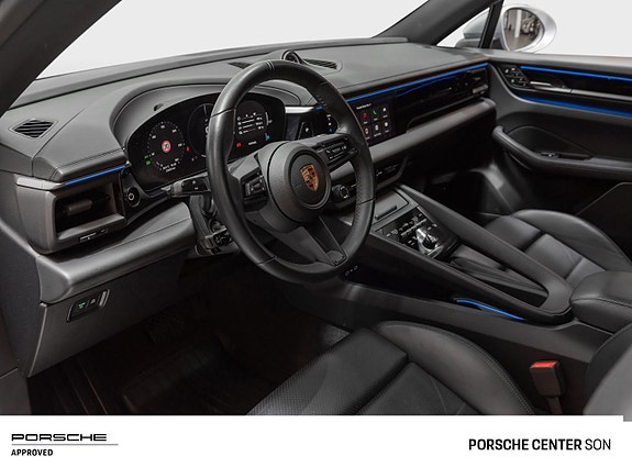 Porsche Macan 4 of 5