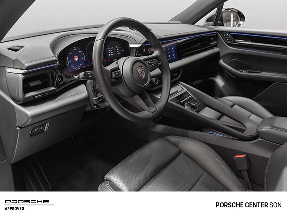 Porsche Macan 4 of 5