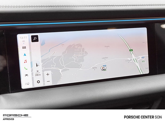 Porsche Macan 27 of 30
