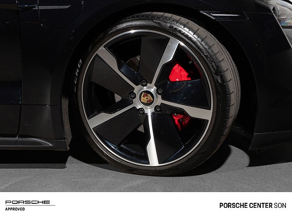 Porsche Taycan 15 of 30
