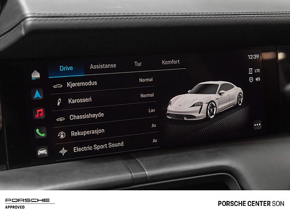 Porsche Taycan 28 of 30