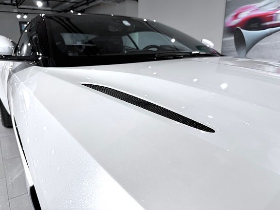 Aston Martin DB11 27 of 30