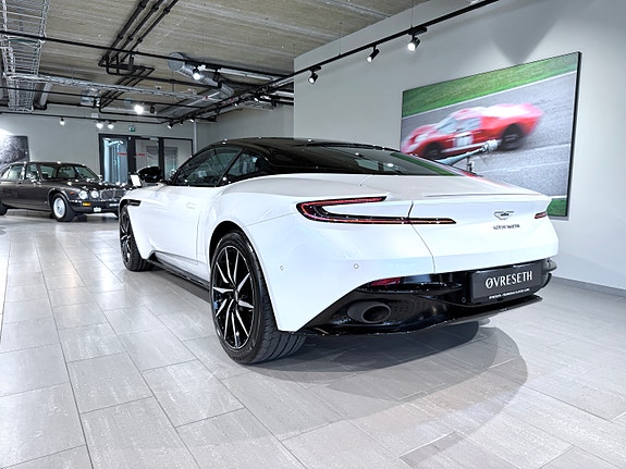 Aston Martin DB11 3 of 30