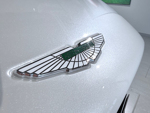Aston Martin DB11 26 of 30