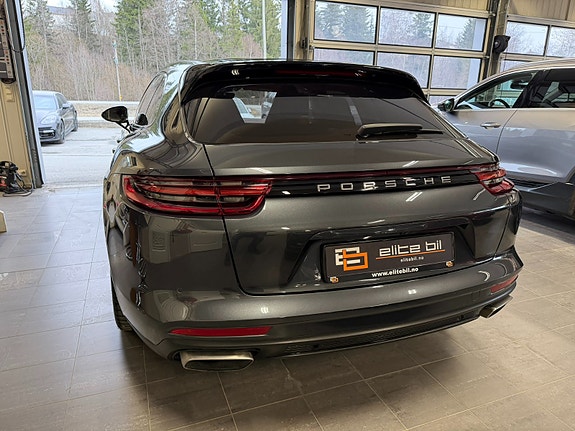 Porsche Panamera 6 of 30