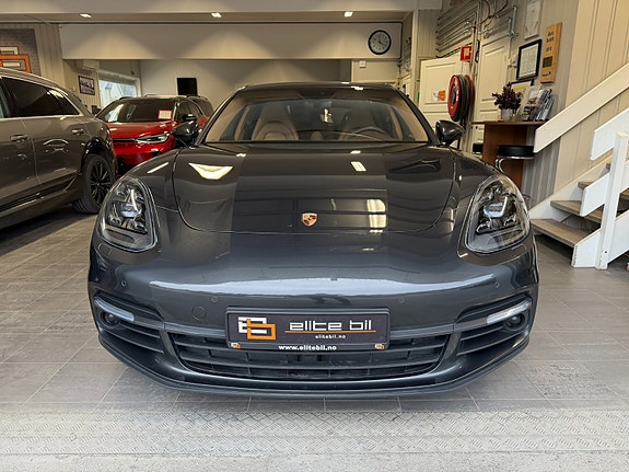 Porsche Panamera 2 of 5
