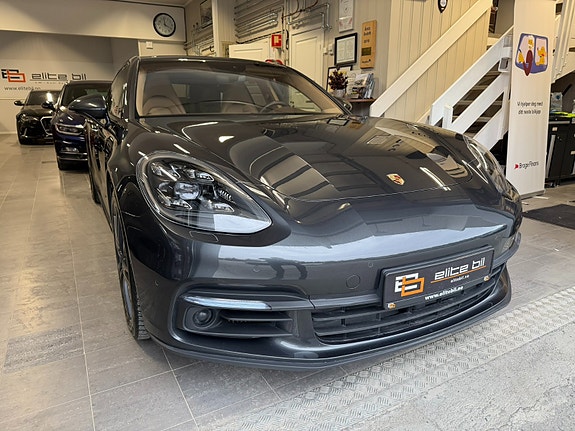 Porsche Panamera 10 of 30