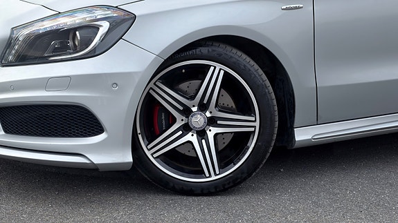 Mercedes-Benz A-Klasse 3 of 5