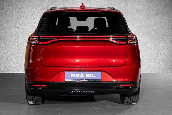 BYD Tang 4 of 5