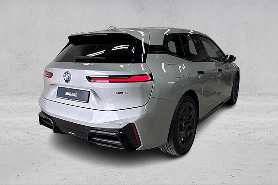 BMW iX 5 of 5