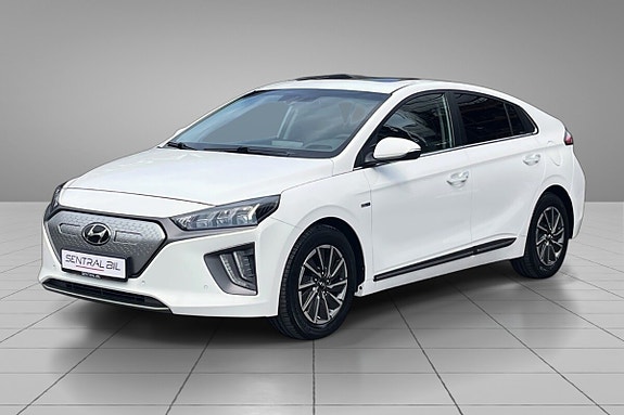 Hyundai IONIQ 2 of 5