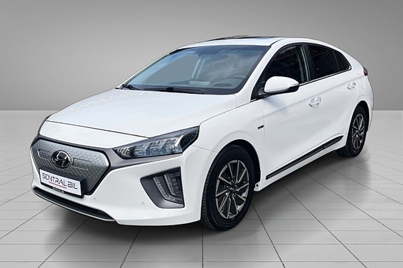 Hyundai IONIQ 5 of 5