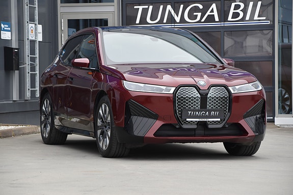 BMW iX 5 of 5