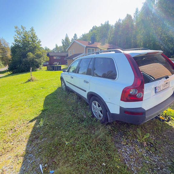 Volvo XC90 12 of 15