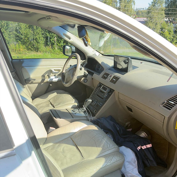 Volvo XC90 13 of 15