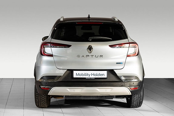 Renault Captur 4 of 5