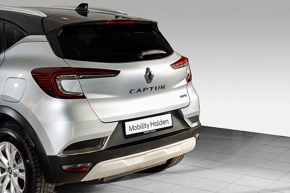 Renault Captur 6 of 23