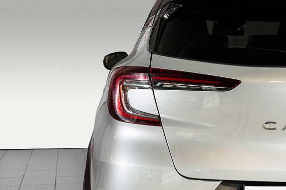 Renault Captur 8 of 23