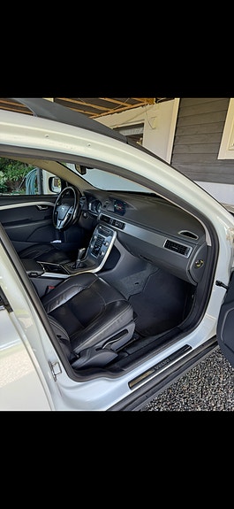 Volvo XC70 5 of 5