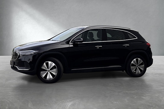 Mercedes-Benz EQA300 3 of 5