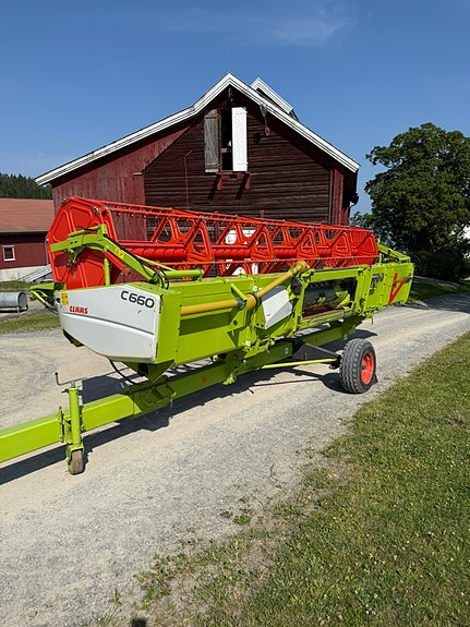 CLAAS Tucano 430 19 of 22
