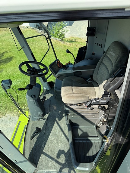 CLAAS Tucano 430 15 of 22