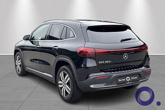 Mercedes-Benz EQA250 4 of 5