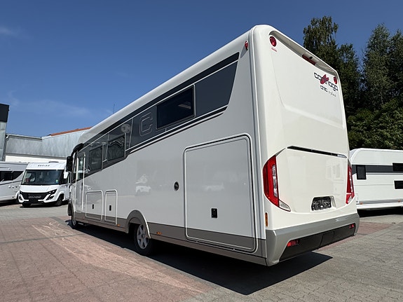 Carthago CHIC S-PLUS I52 QB / QUEENBED / IVECO / 825LANG / 5600KG / 211HK / HEVE-SENK / HYD.STØTTEBEIN / AUT 5 of 5
