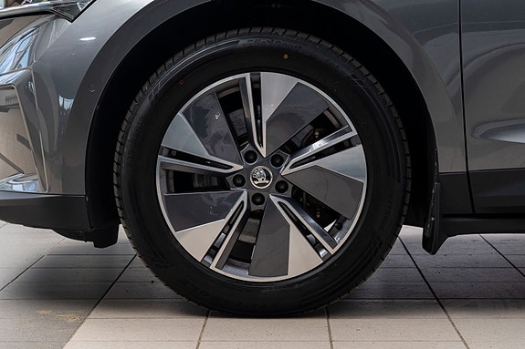 Skoda Enyaq 5 of 30