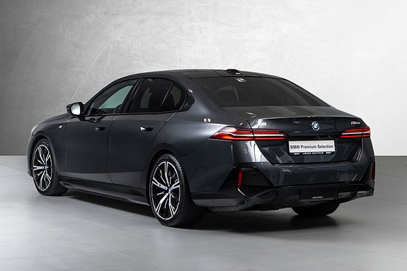 BMW i5 6 of 30