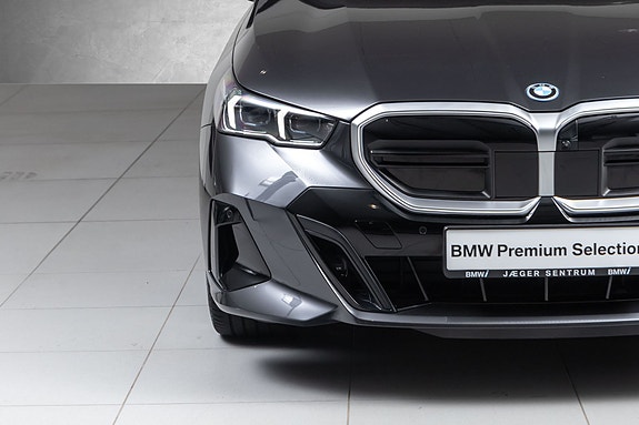BMW i5 5 of 30