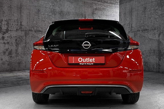 Nissan Leaf 3 of 5