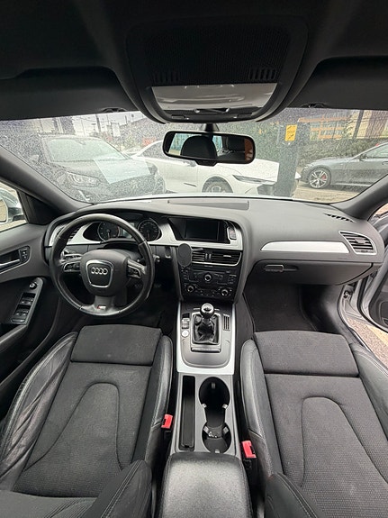 Audi A4 4 of 5