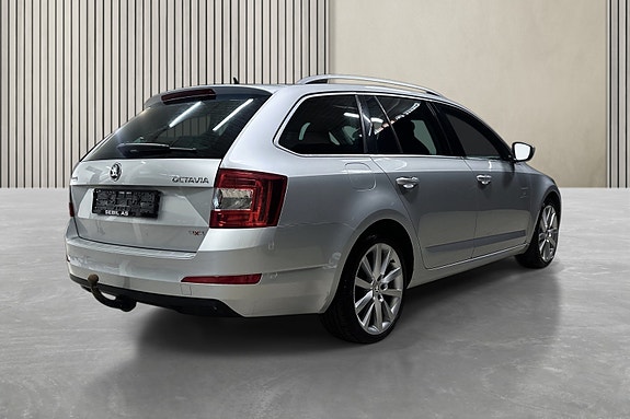 Skoda Octavia 3 of 5