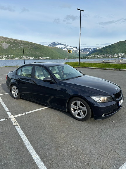 BMW 320d 5 of 5
