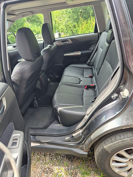 Subaru Forester 4 of 5