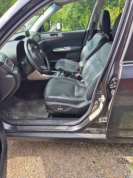 Subaru Forester 5 of 5