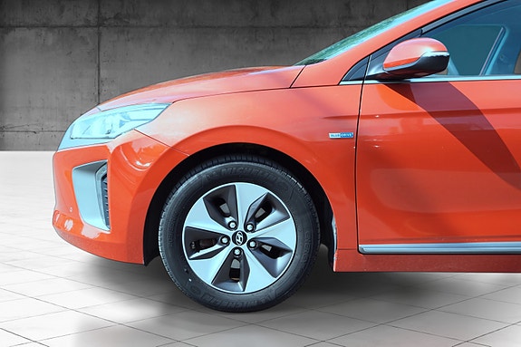 Hyundai IONIQ 4 of 5