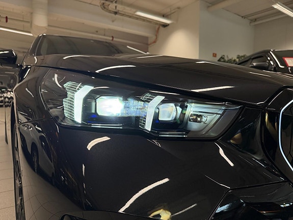 BMW 550e 11 of 30