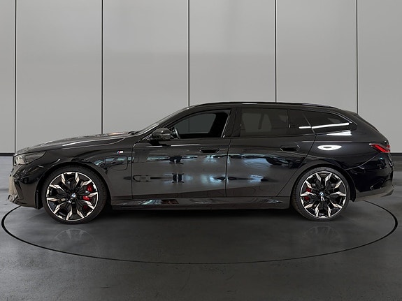 BMW 550e 2 of 5