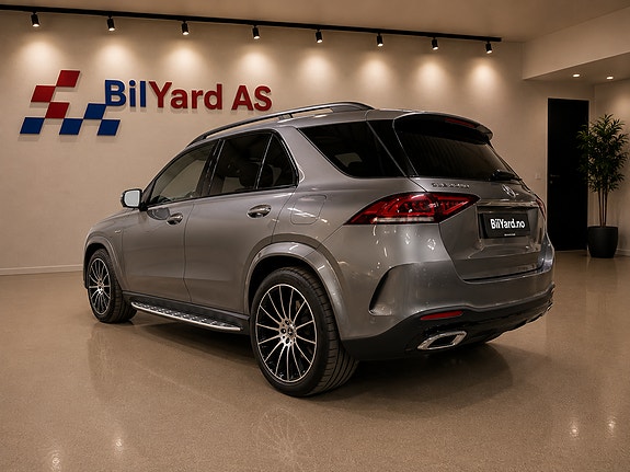 Mercedes-Benz GLE350 de 4 of 5