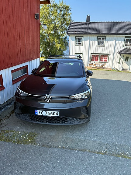 Volkswagen ID.4 2 of 5
