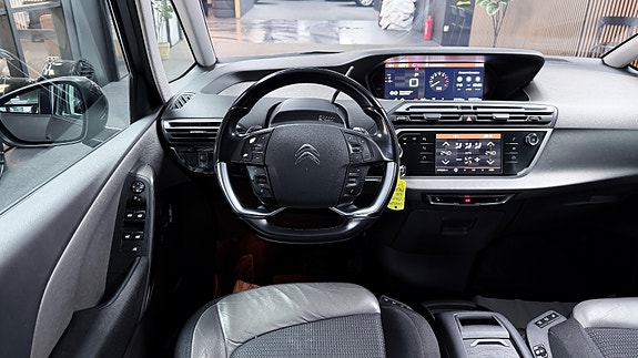 Citroen Grand C4 Picasso 10 of 13