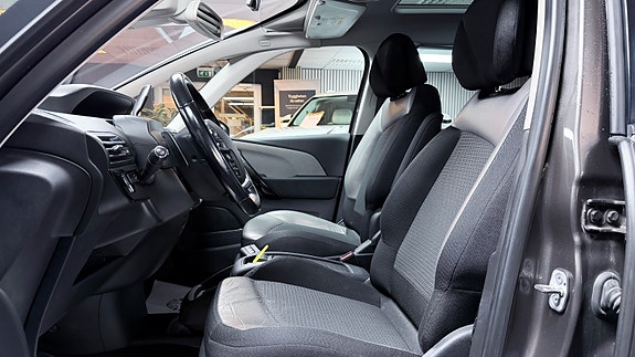 Citroen Grand C4 Picasso 8 of 13